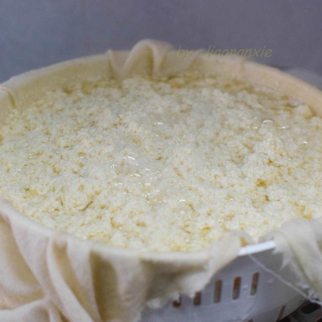 自制鸡蛋豆腐网红做法,自制大豆腐的家常做法