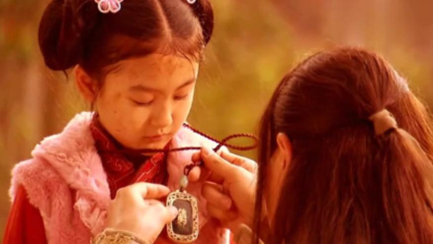 盘点10位童星今昔对比,10位长残的童星今昔对比合集