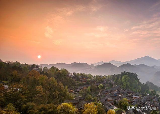 楼上千年古寨,漫步幽悠古寨图片