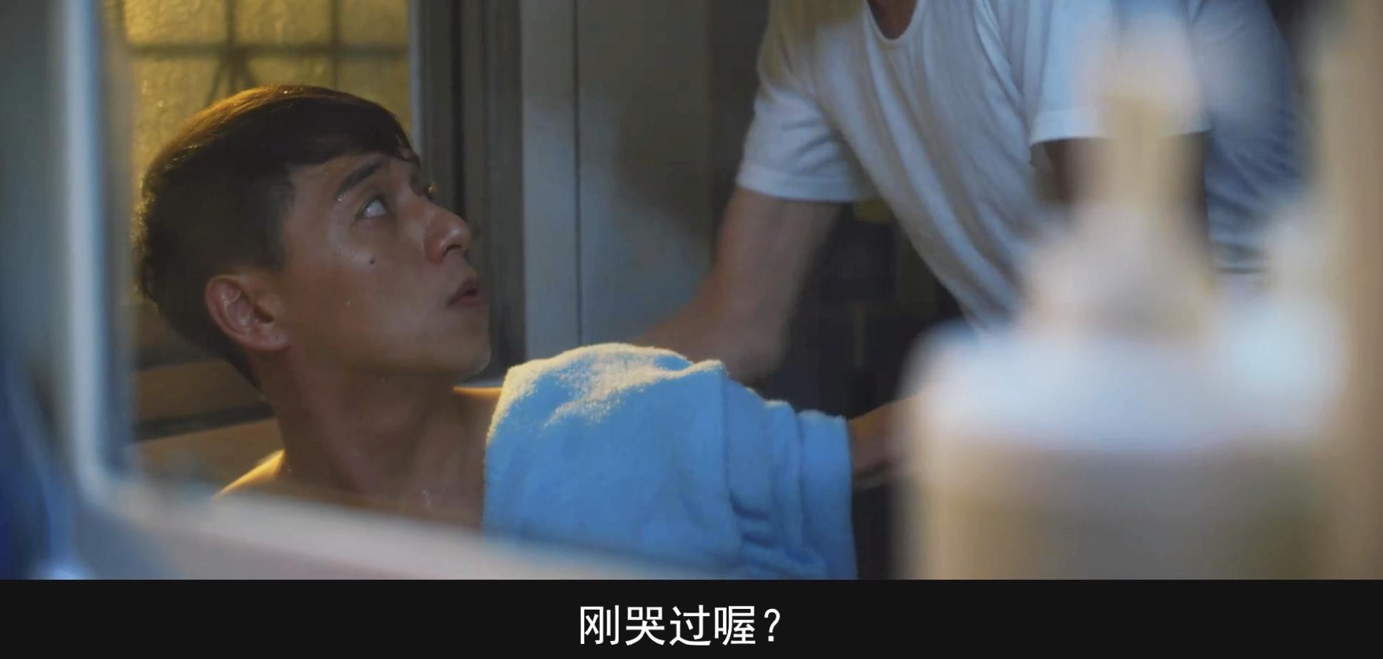 弑亲、卖肉、*拍偷**，尺度爆表，如此生猛的华语片，惊到我了