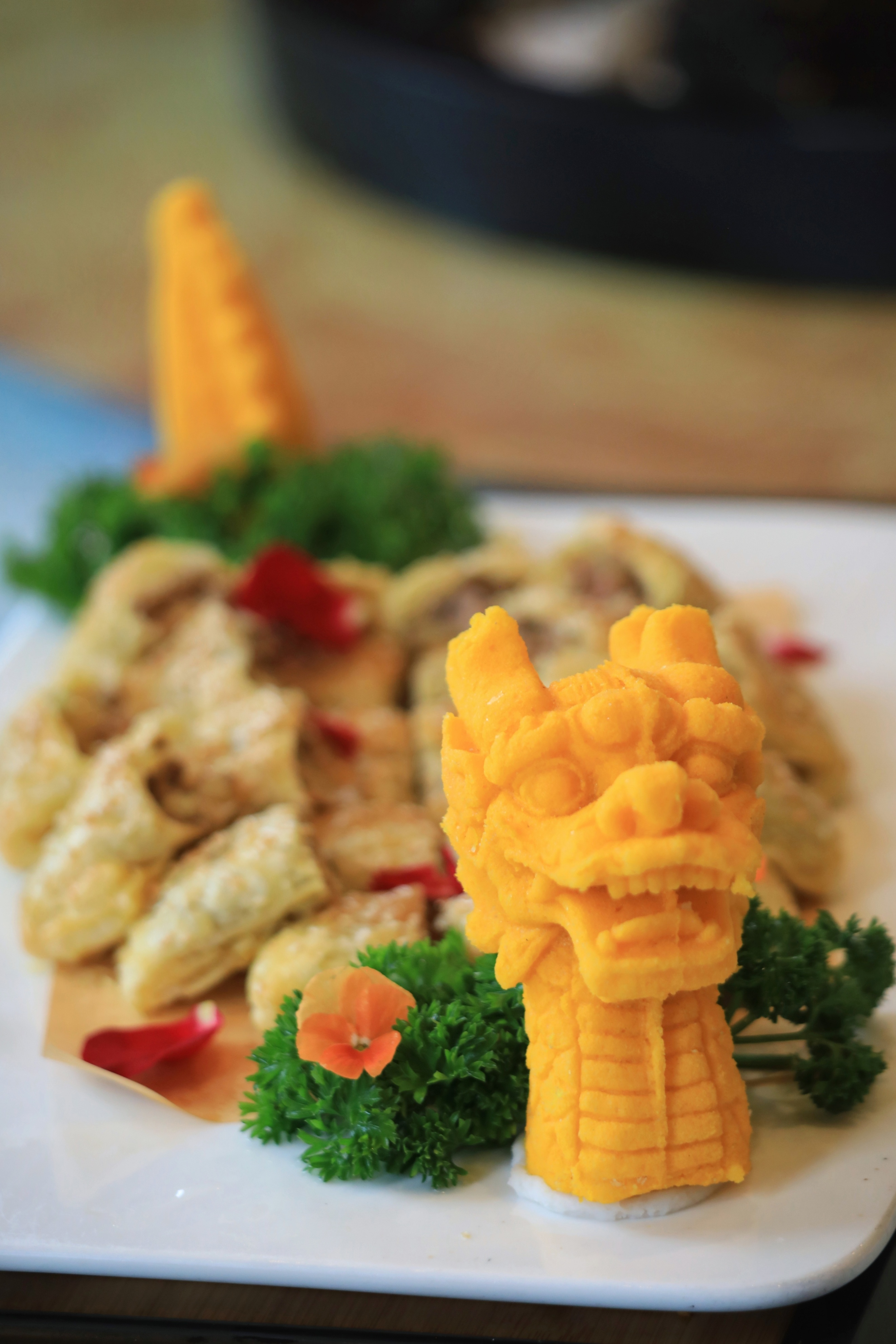 好客山东人吃大葱,山东龙口有什么好吃的美食推荐