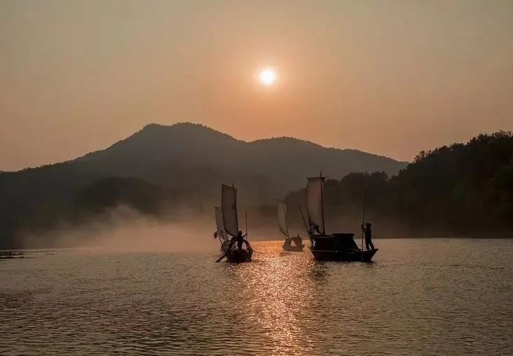 祝酒词简短精辟诗句,祝酒经典诗句