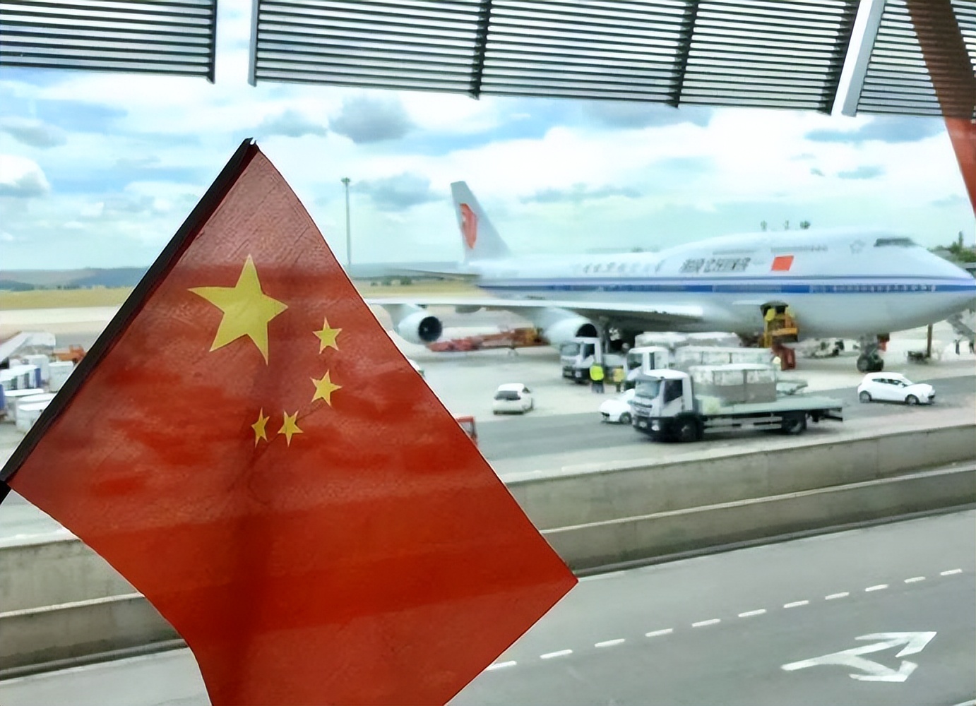 回国机票价格预计何时恢复正常,回国直飞机票最新政策