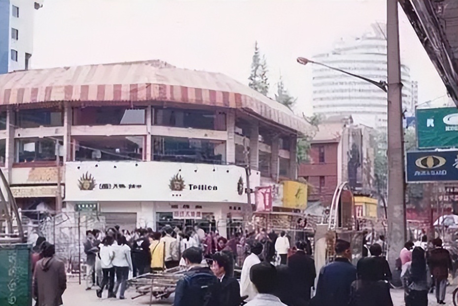 男子将500多万财产留给女友,男子四川娶上亿富豪