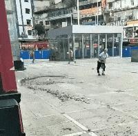 公司上班职业装女,公司发的职业装太紧