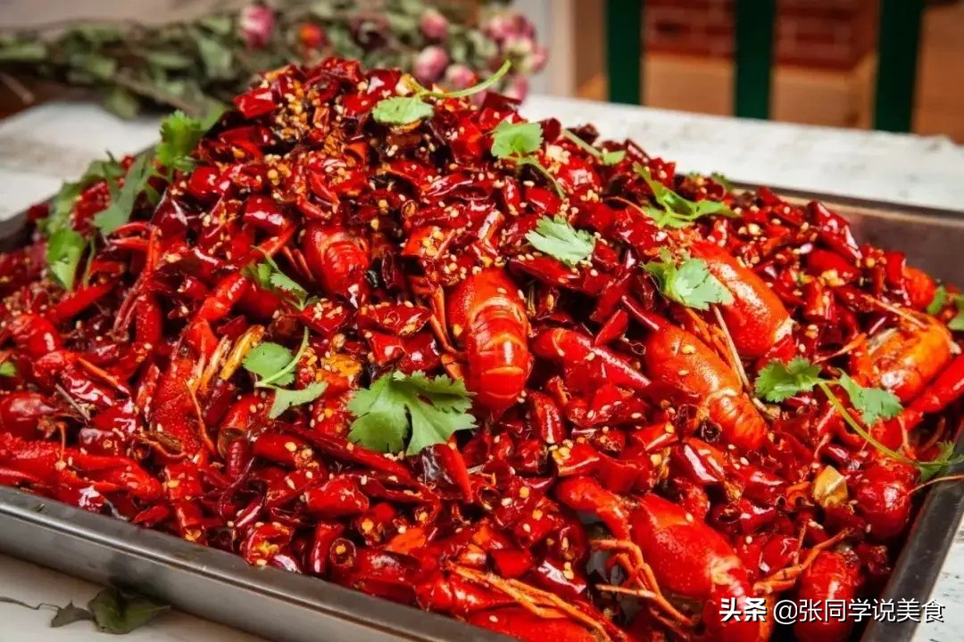 小龙虾怎么烧出又辣又麻那么入味,小龙虾怎么做颜色红亮