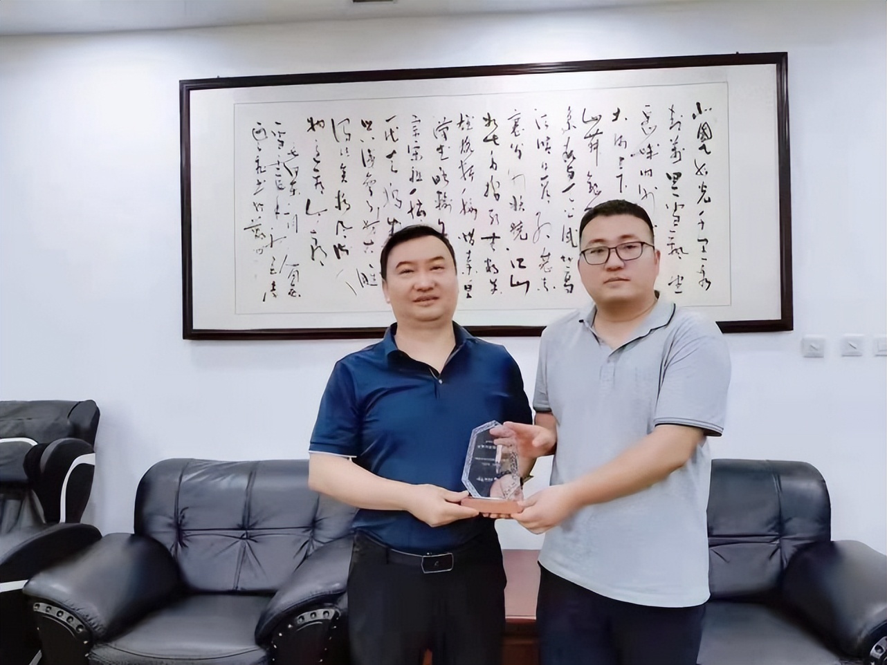 河南华信阳光教育有限公司,郑州华信阳光教育集团