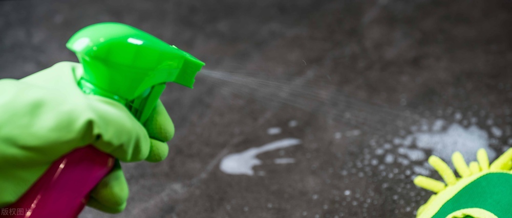 居家隔离餐具消毒,居家隔离家里用什么消毒