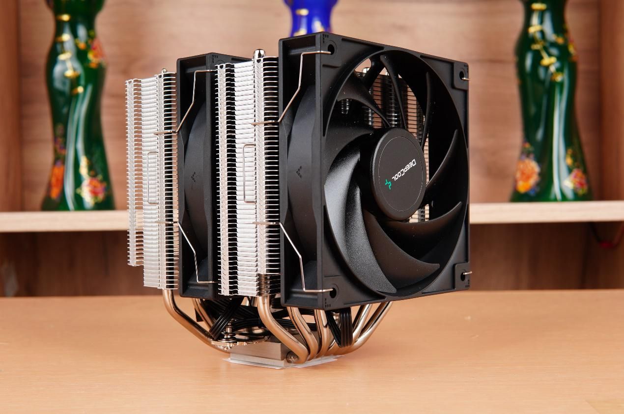 九州风神大霜塔v5和v3的区别,九州风神大霜塔v5能压住14600kf吗