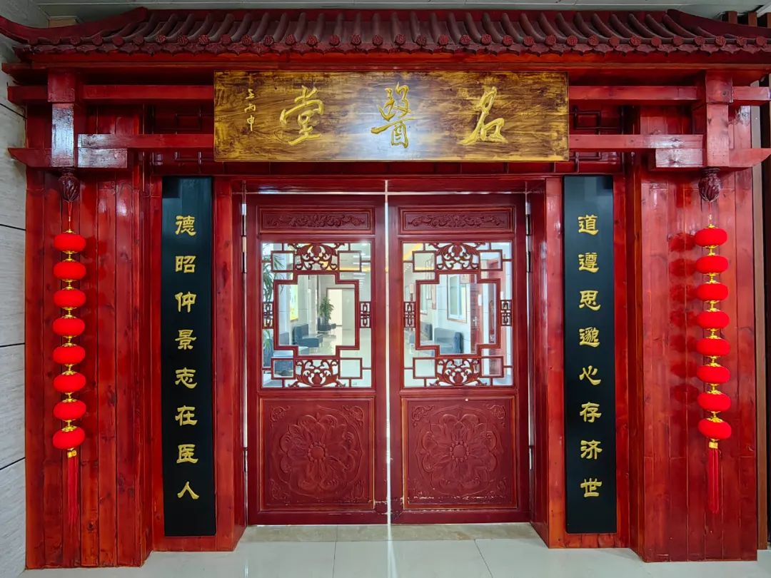 郑州市中医院名医专家名单,郑州西区中医院是三甲医院么