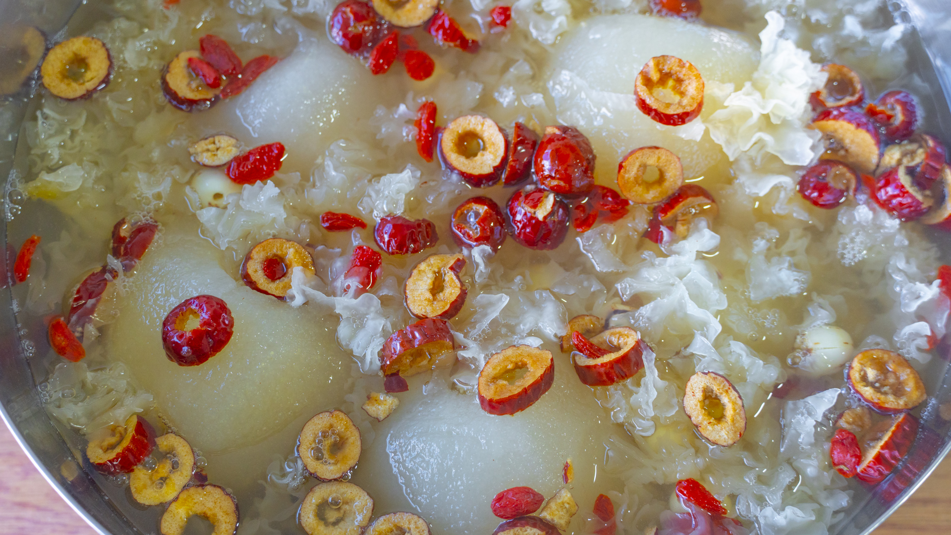 秋冬吃什么对肺部有益,这6种食物能养肺润肺