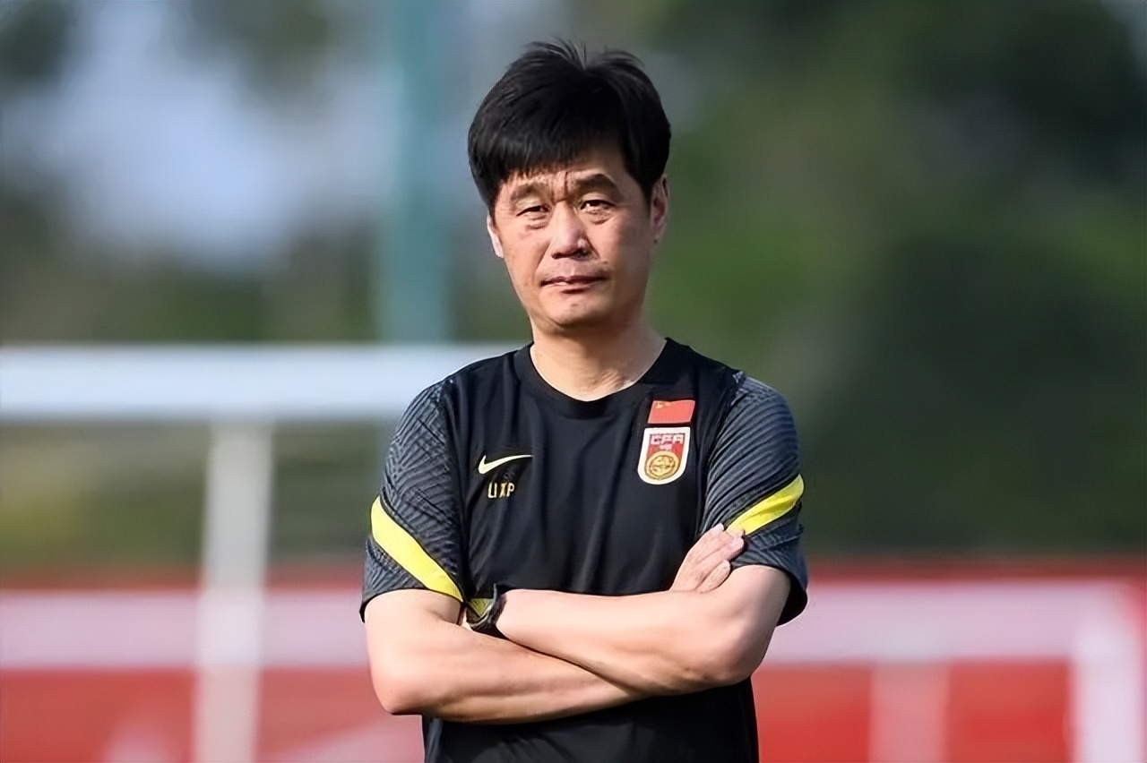 中国男足新主帅训练,中国男足国家队最新集训名单