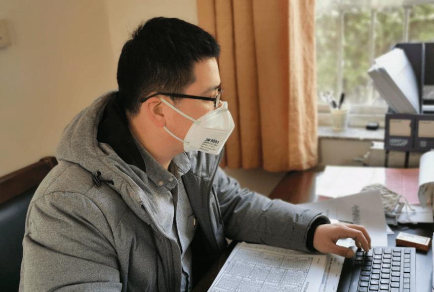 公务员的工资是否靠卖土地支付,土地难卖后公务员怎么办