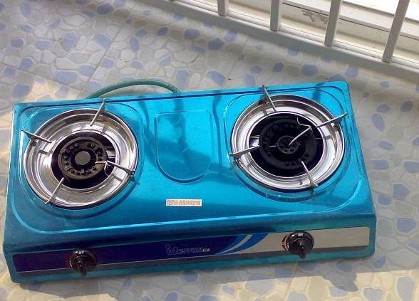 煤气灶有个小机关只需动一动,燃气灶上的小机关在哪里