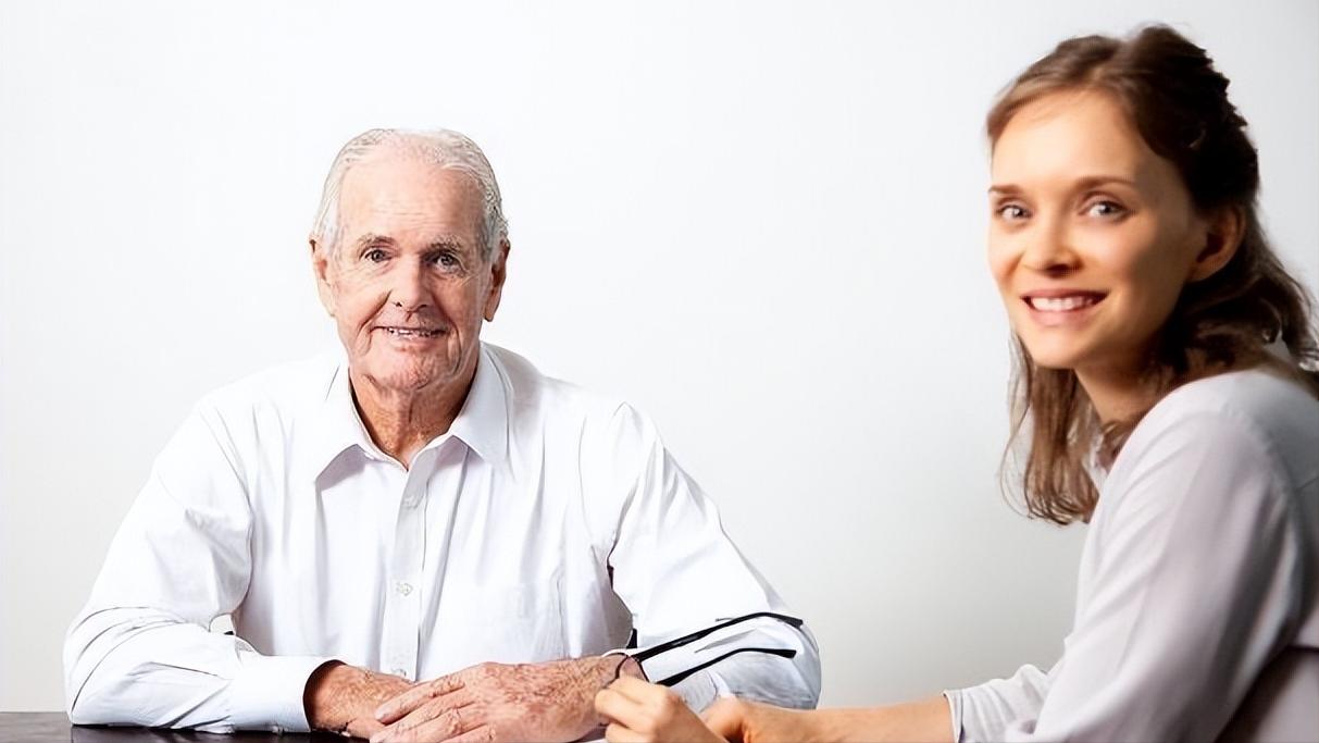 得了带状疱疹又痛又痒医生提醒,有不疼的带状疱疹症状和表现