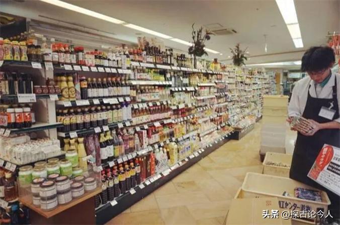 不婚不爱不生子，躺平摆烂，“日本”的低欲望社会有多可怕？