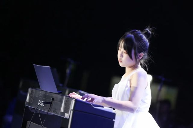 湘潭江声实验学校18届,湘潭江声实验学校教育宣传片