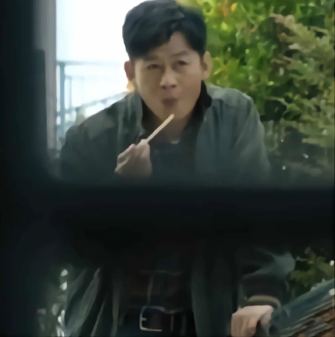 狂飙高启强头像,狂飙高启强干嚼咖啡片段