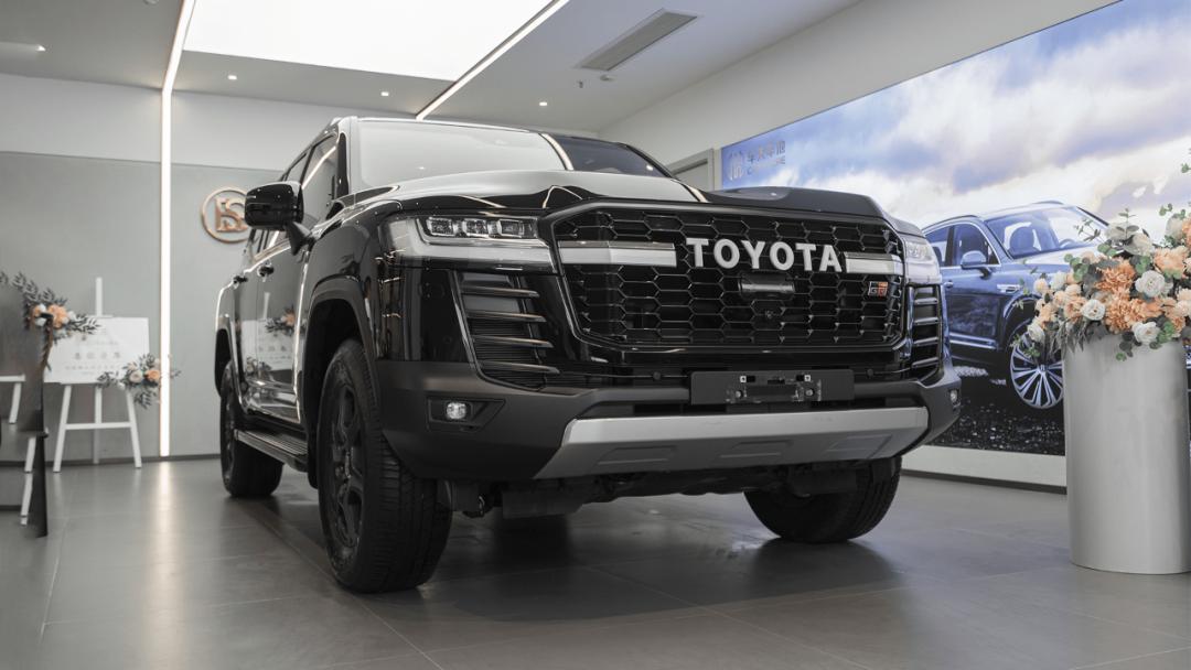 买丰田陆巡lc300要经历点什么,新款丰田lc300质量怎么样