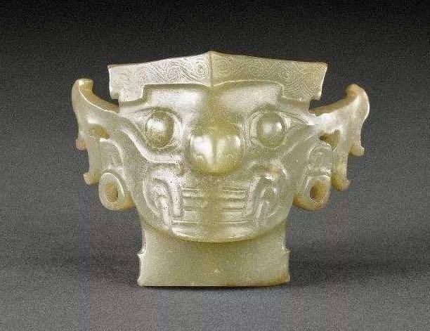 2001年湖北发现用熊猫陪葬的4000年古墓，这史前墓葬究竟是谁的？