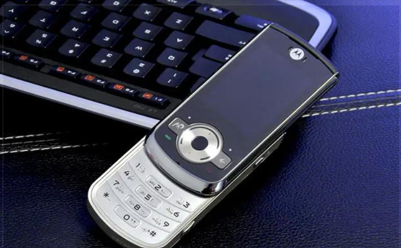 怀念以前滑盖手机,以前的侧边滑盖手机