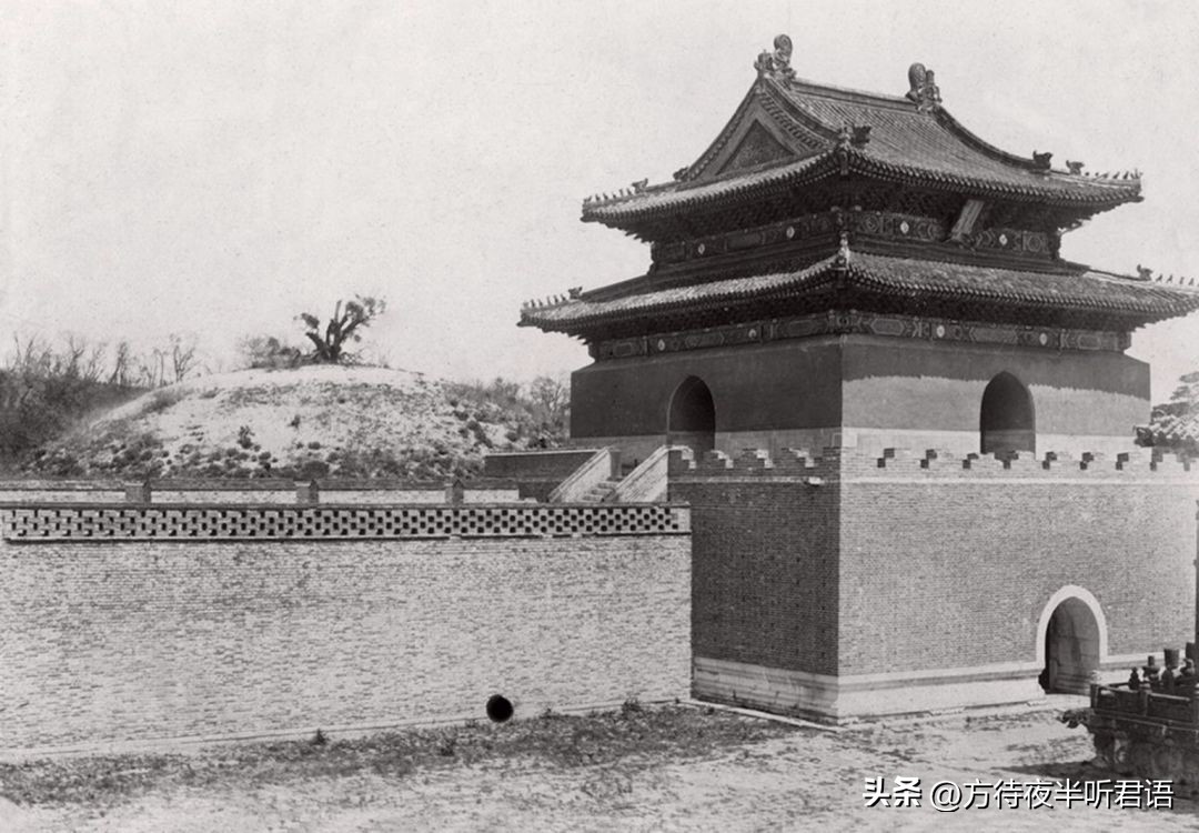 老照片90年代的故宫 (故宫老照片光影百年)