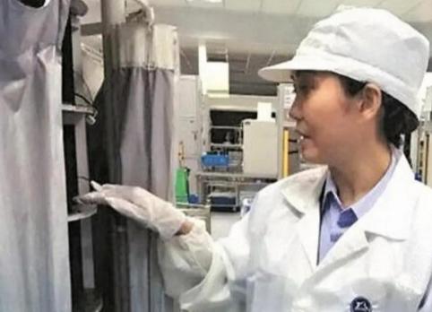 江苏女首富第一名,身价千亿的中国女首富