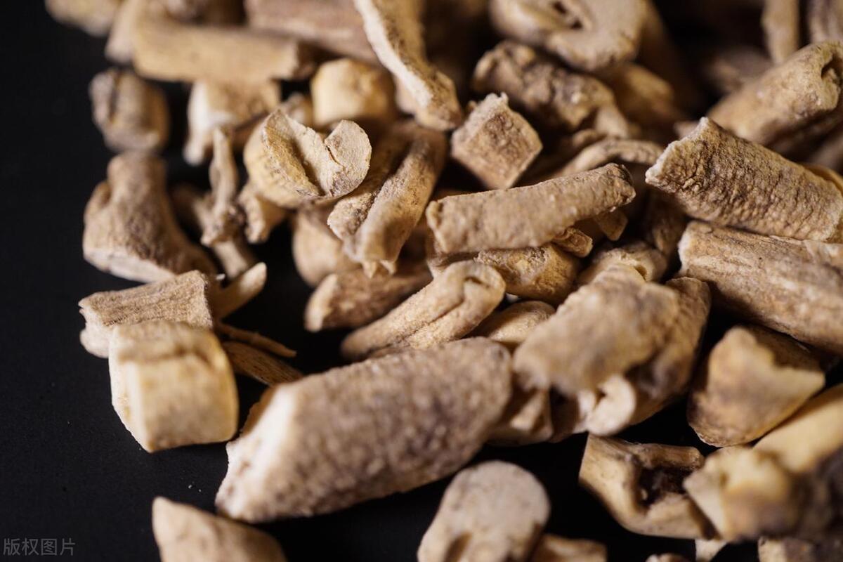 手心黄脾胃功能不良怎么调理,脾胃虚寒手心出汗怎么治