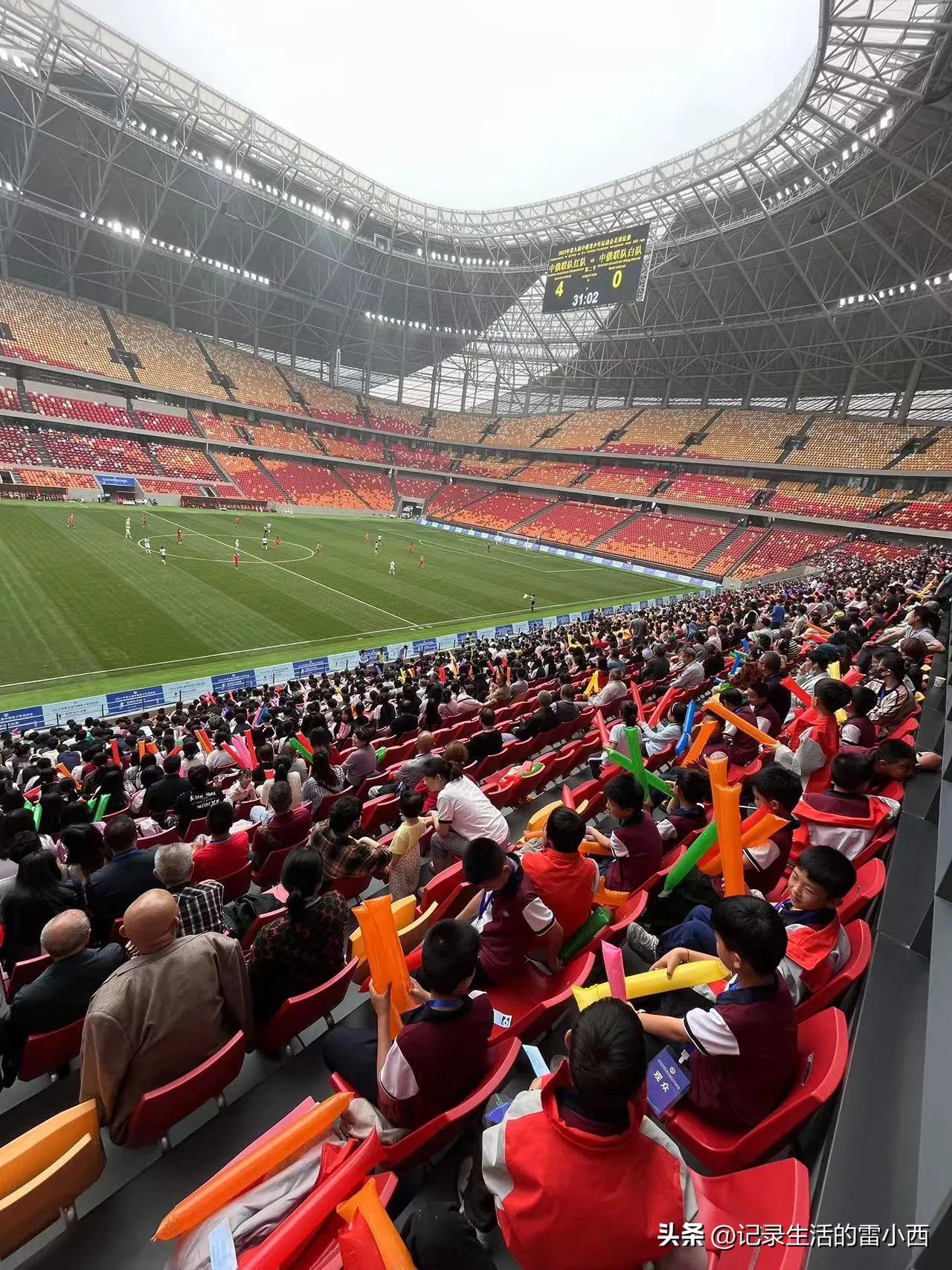 亚洲杯重庆龙兴足球场,重庆龙兴专业足球场造价