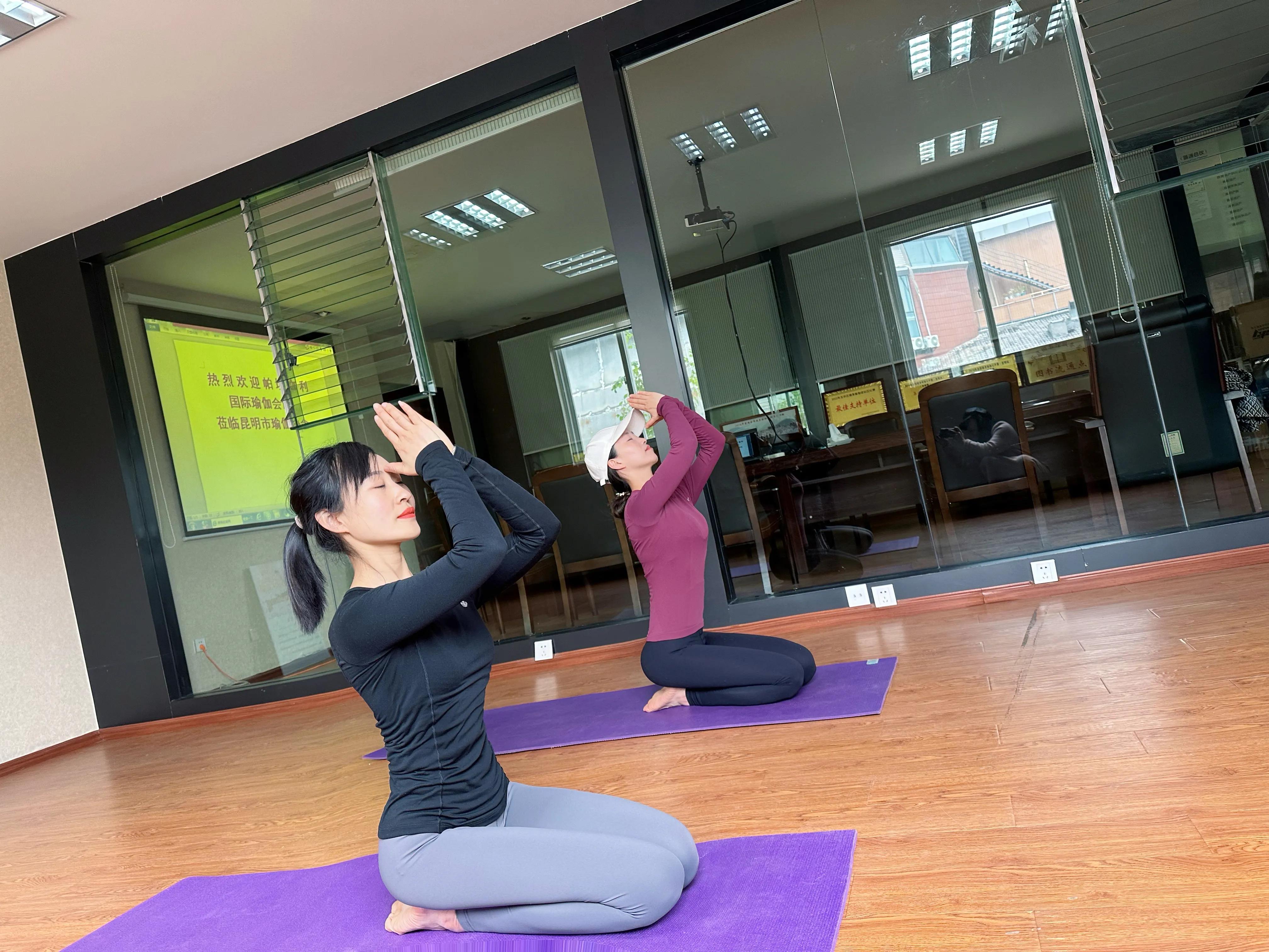 昆明梵玥瑜伽培训班,梵玥瑜伽昆明