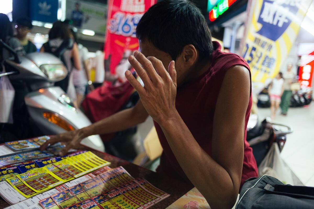 彩票站都关门了怎么回事,为什么好多彩票店都关门了