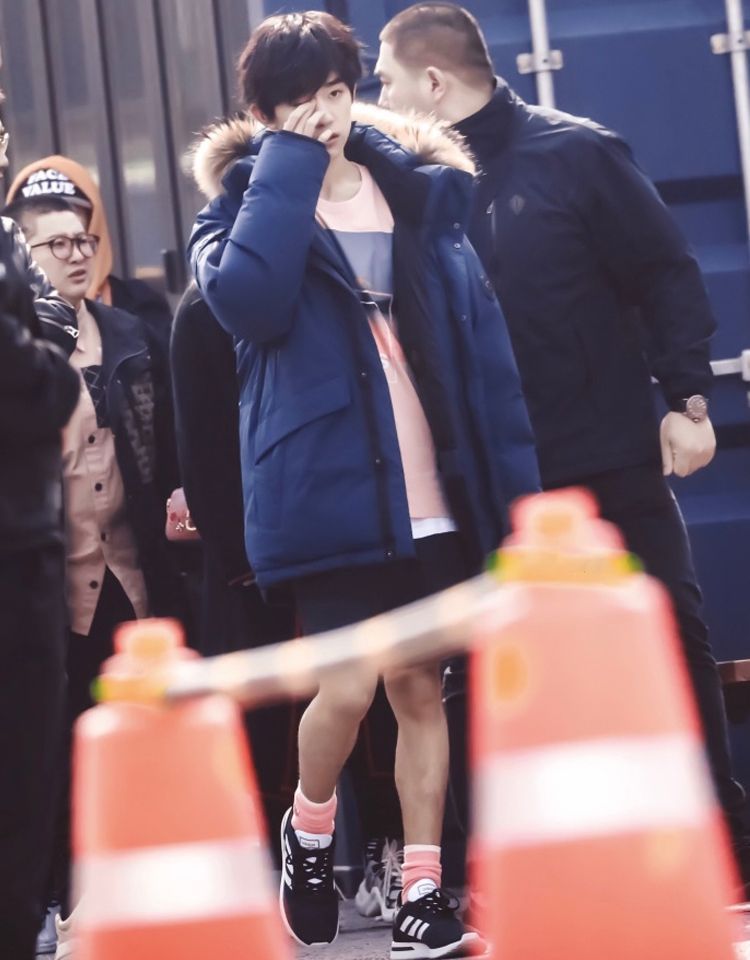 羽绒服短裤爆款2022新款正品,羽绒服短裤穿搭