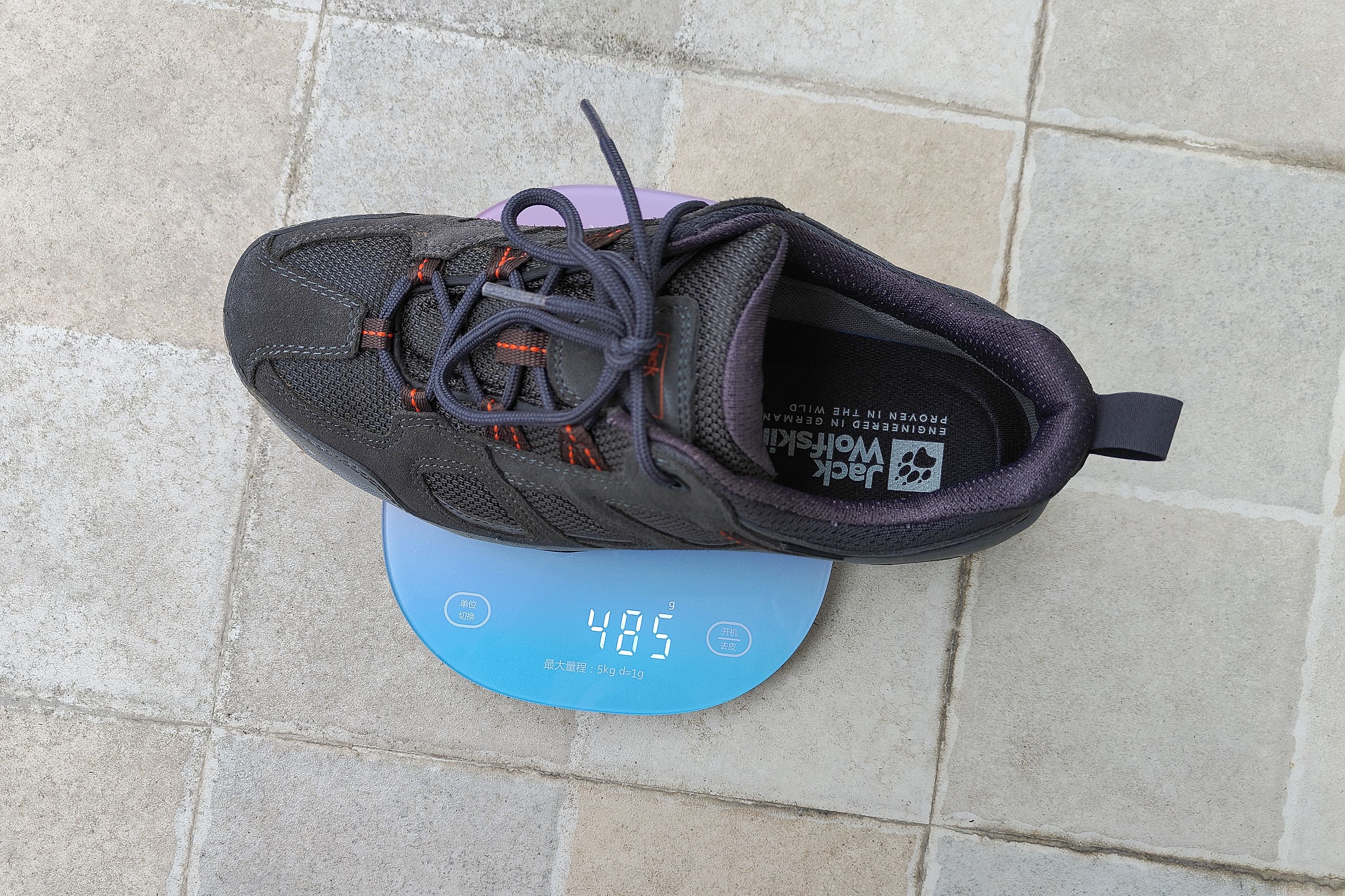 防水防油抓地力强的鞋,防水抓地性强而且轻的鞋