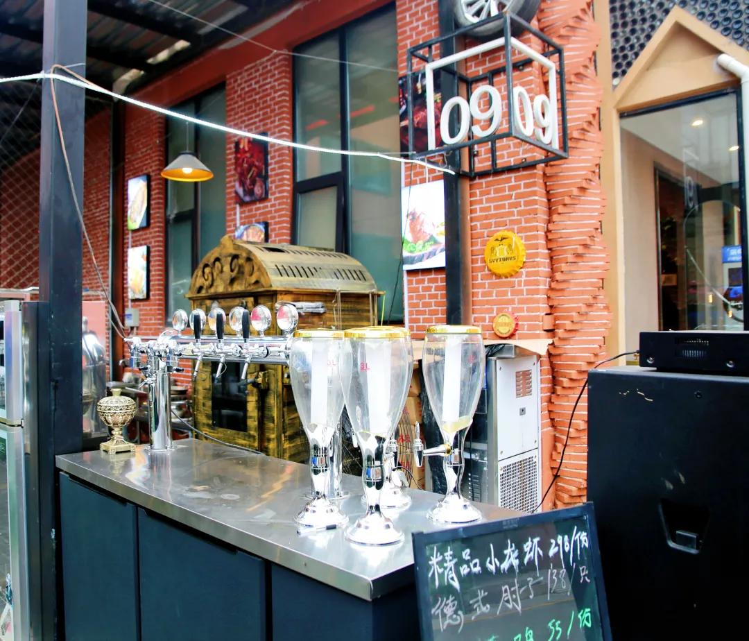 记者卧底实探麦当劳餐厅,北京三里屯餐厅酒吧