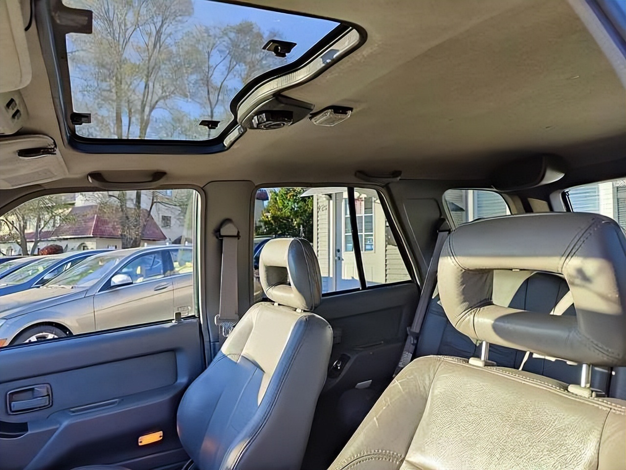 姹熼搩闄嗛鍏ㄩ儴杞﹀瀷,姹熼搩闄嗛姹借溅鍥剧墖