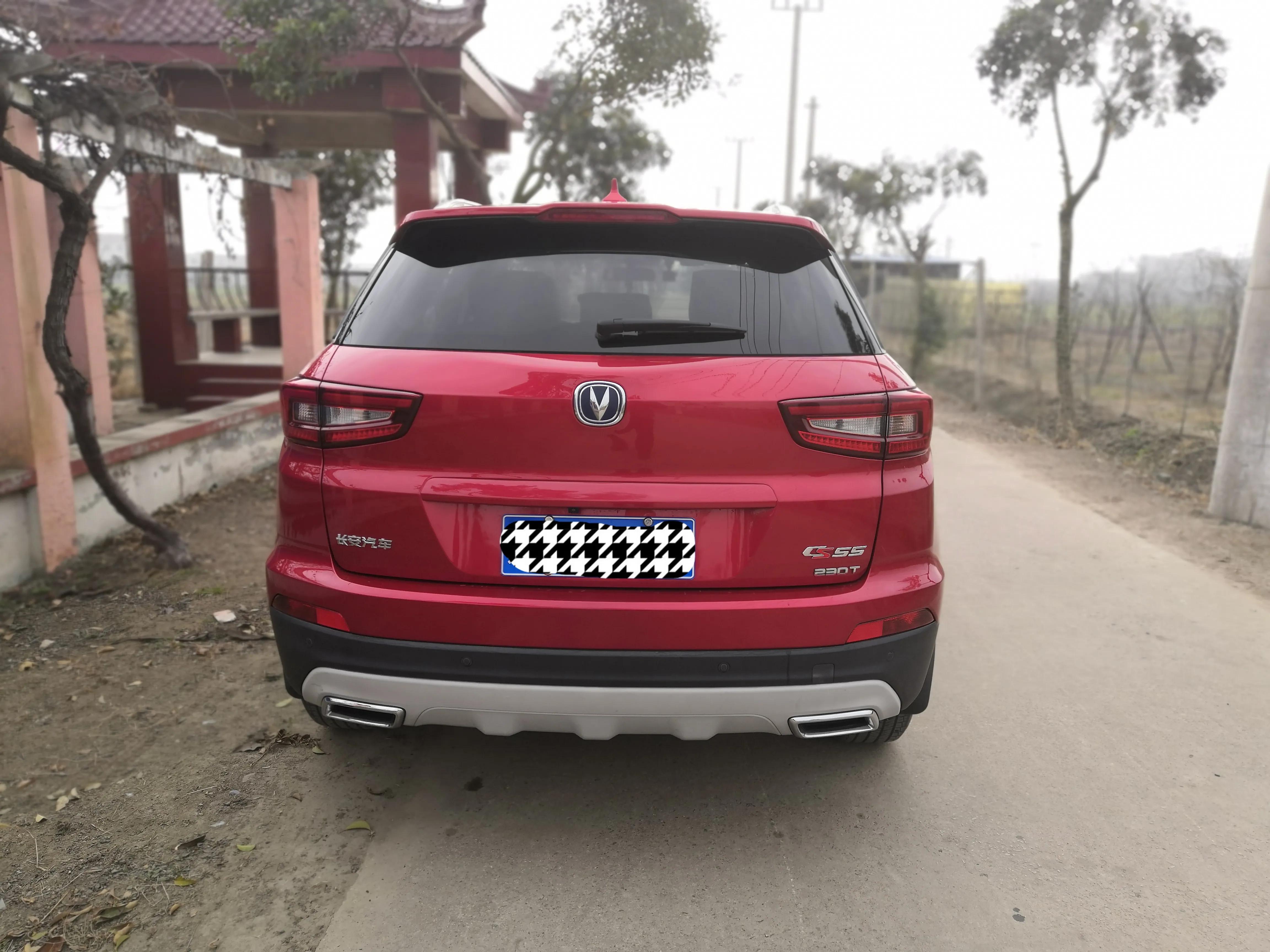 后备箱可以加装什么,汽车后备箱垫子选什么颜色好打理