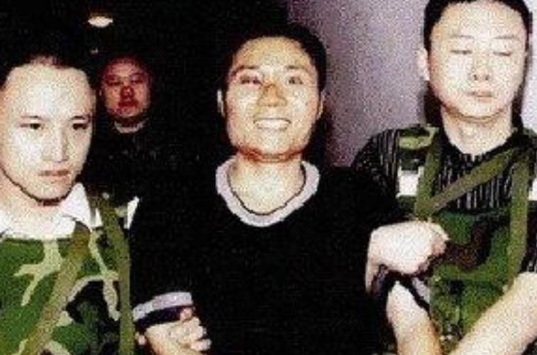 悍匪张君案覆灭记,悍匪张君大案纪实