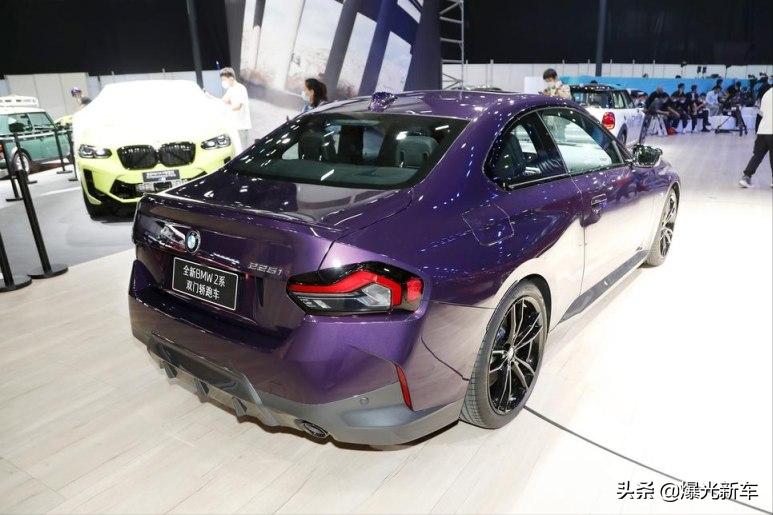2022宝马2系两门轿跑车,2022款宝马2系225i曜夜版