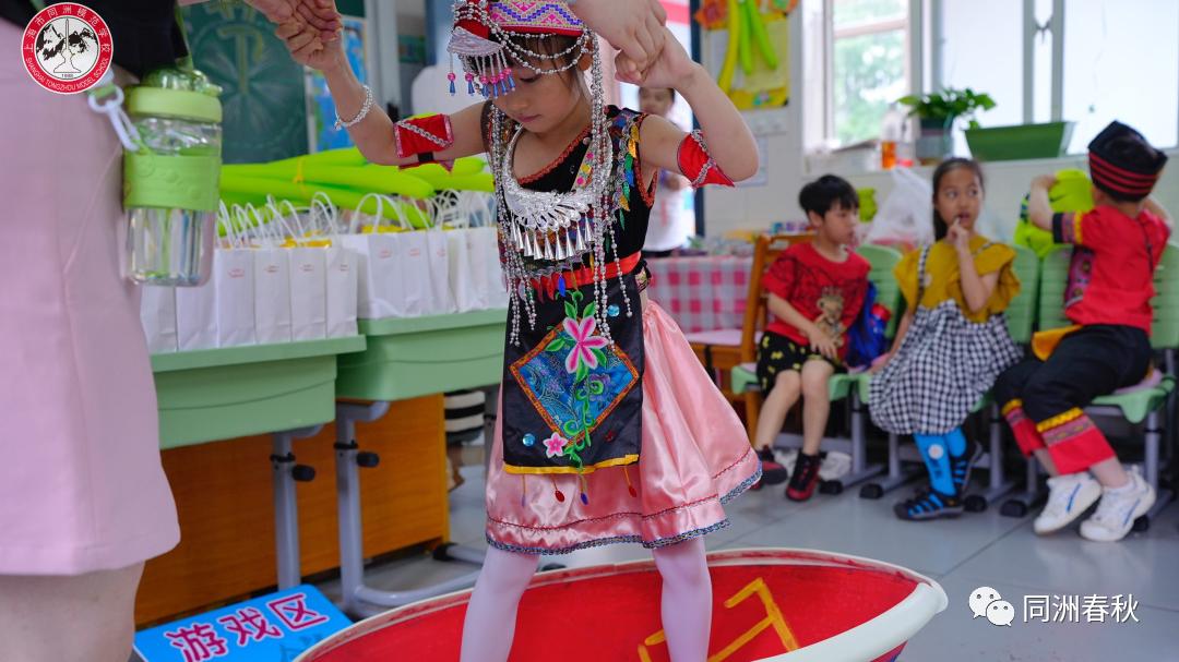 首届56个民族服饰创意大赛,五十六个民族服饰展介绍