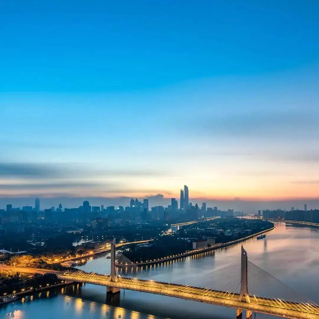 广州房价会因马克龙上涨吗 (广州房价会因为马克龙来了涨价吗)