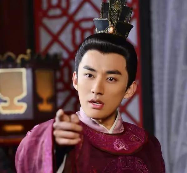 *男美**产地还得看山东，14位鲁籍牌男星，个个剑眉星目，阳刚帅气