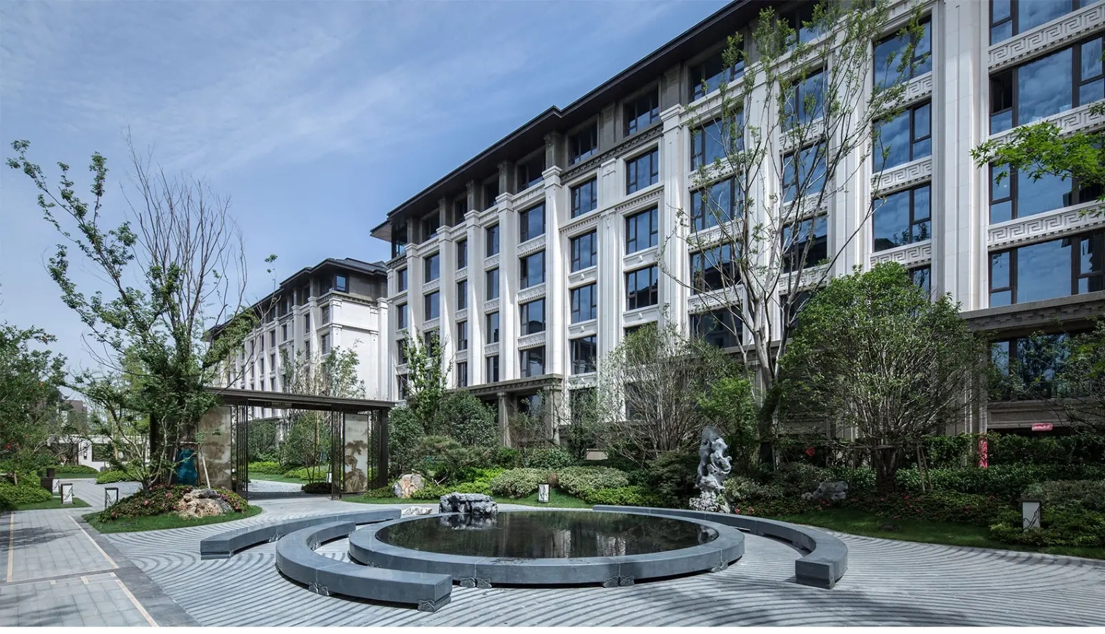 胡葆森儒商,胡葆森建业集团的历史