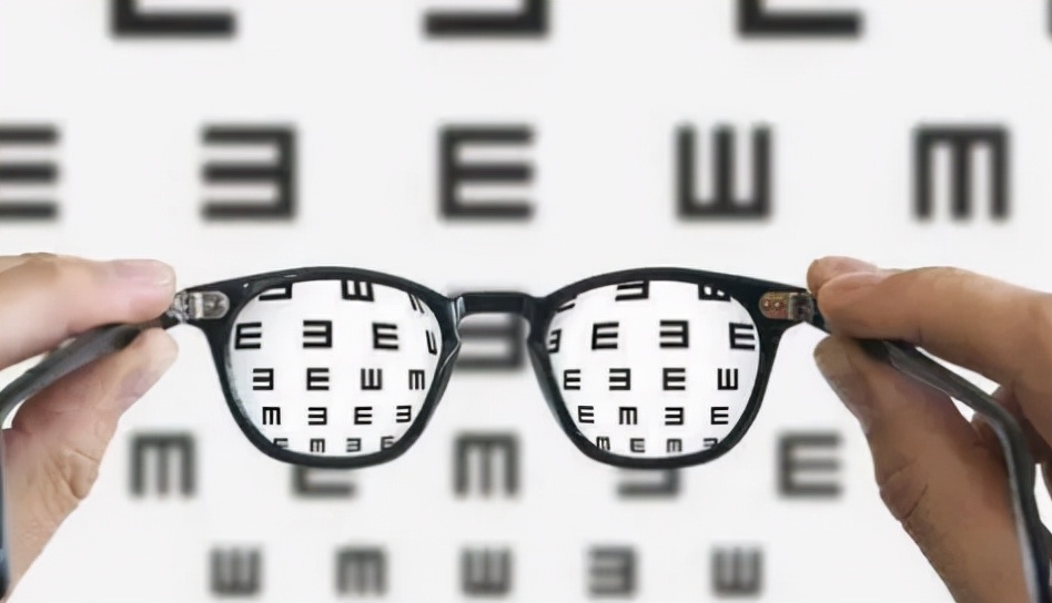 角膜激光手术矫正近视要多少钱,近视激光矫正手术的弊端与危害