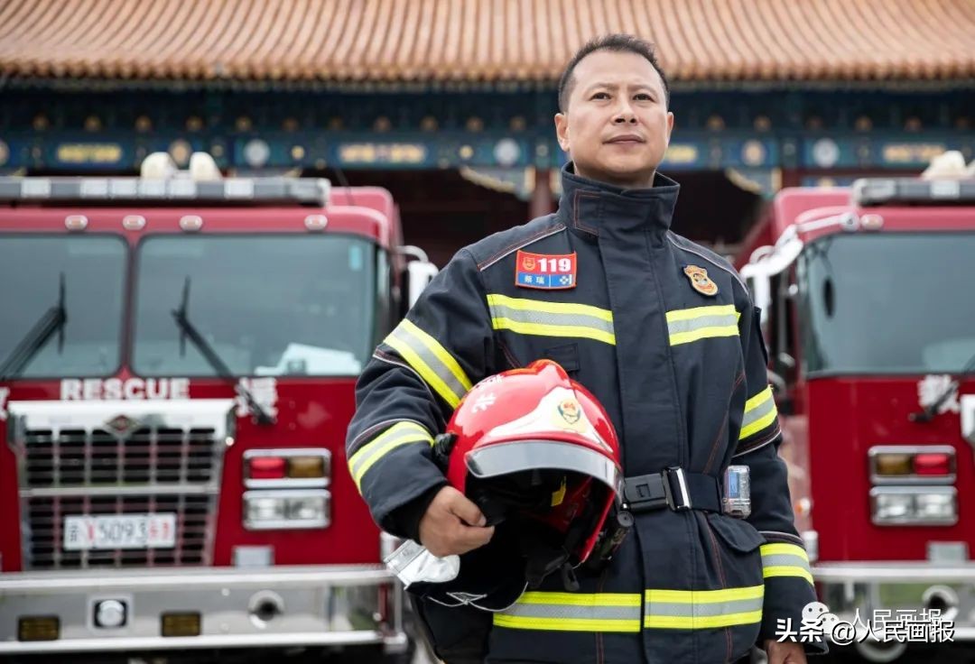 二十大代表风采张桂梅,全国第四届十大杰出消防卫士蔡瑞