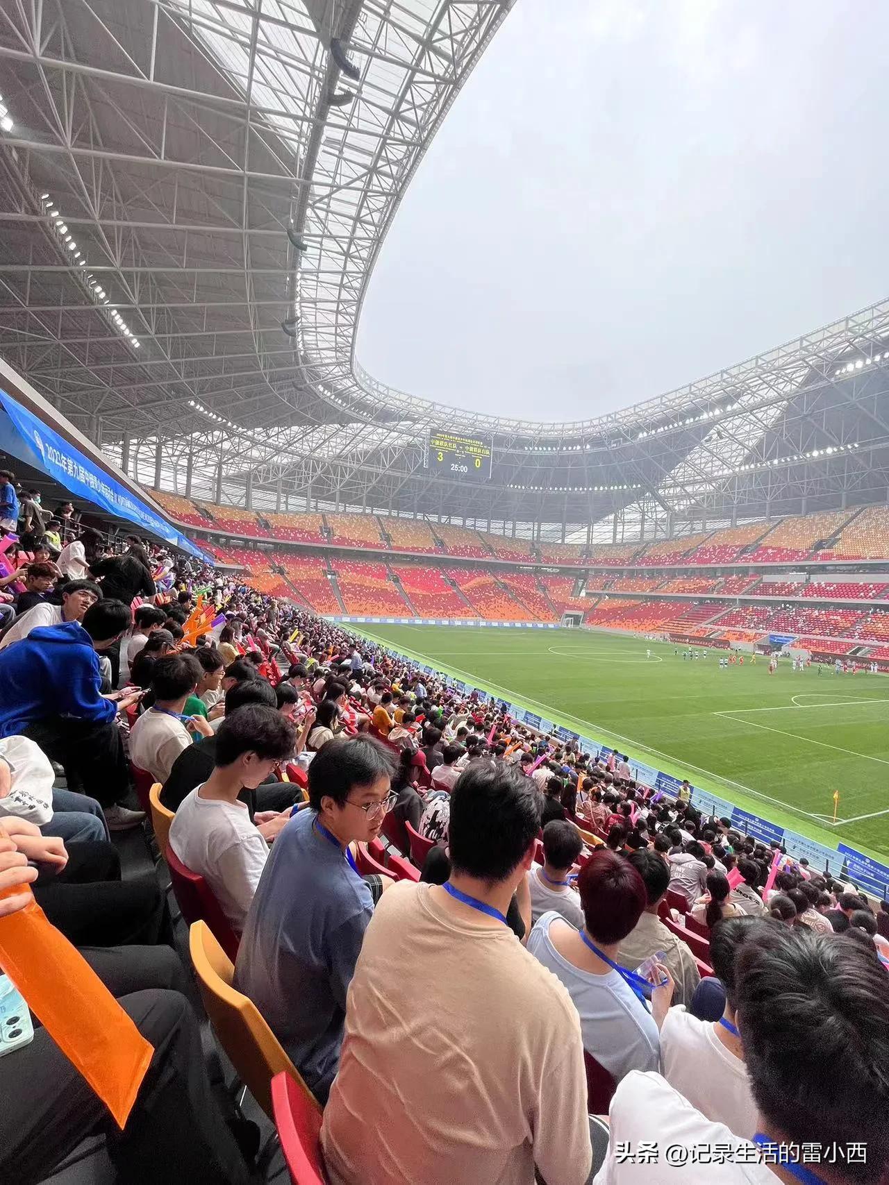 亚洲杯重庆龙兴足球场,能直接看到重庆龙兴足球场的地方