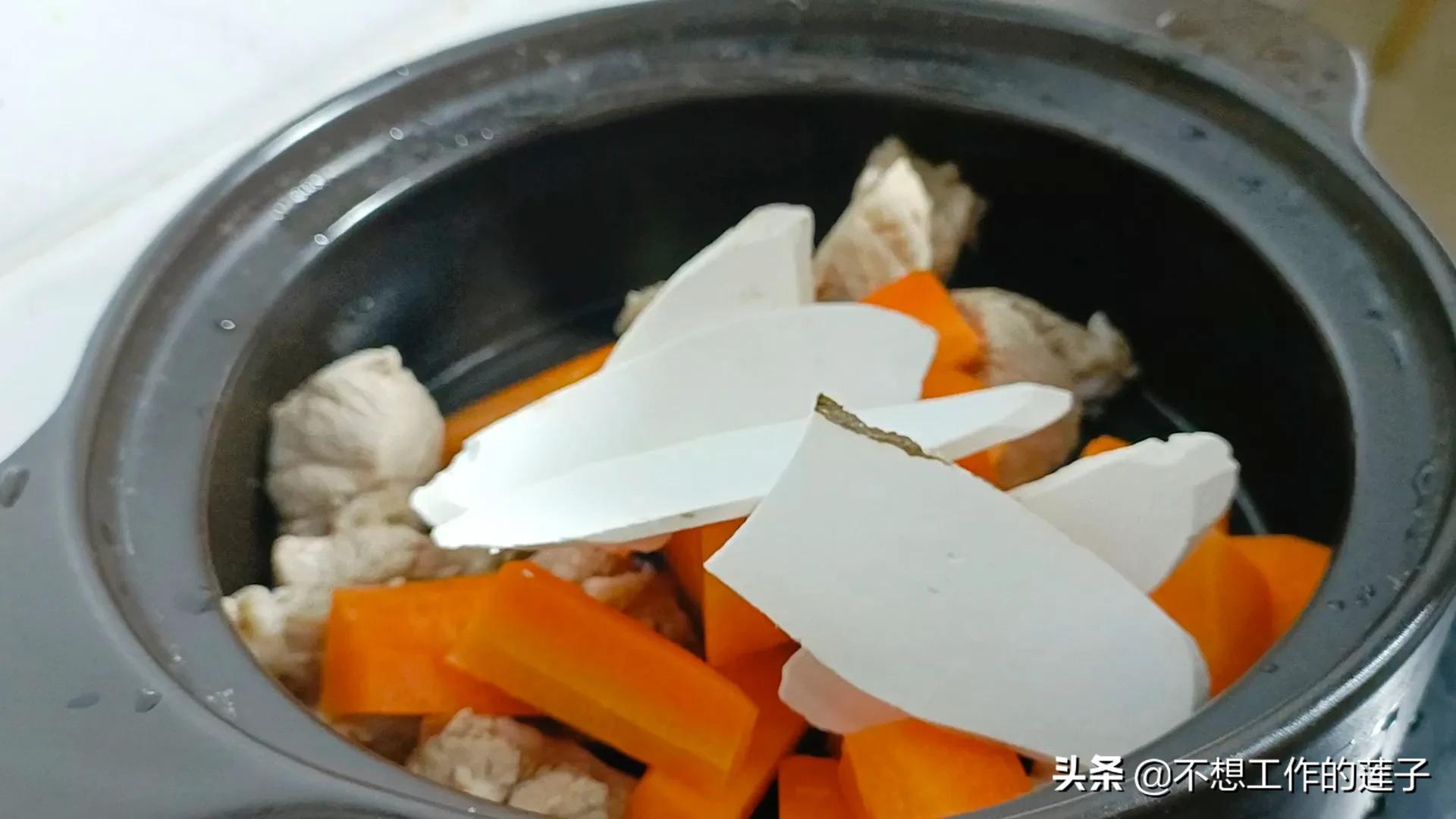 夏季弄什么汤给小孩喝营养又健康,夏季多给孩子喝这些汤美味又营养