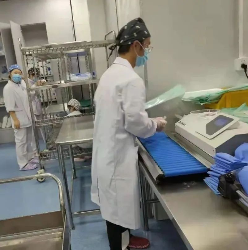 介绍护理学院,护理学院的学院简介