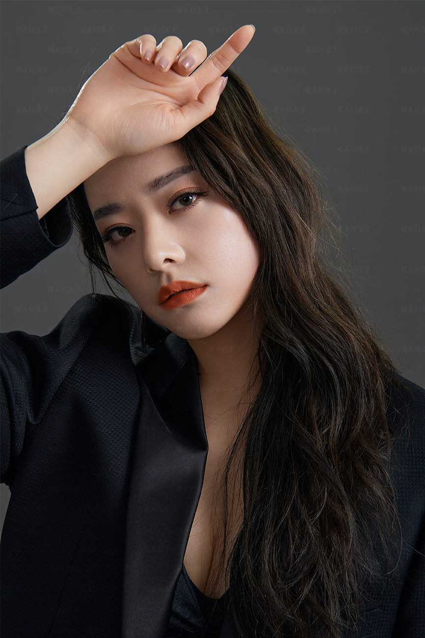 拍照怎么笑才自然好看男生,拍照要怎么笑起来自然呢