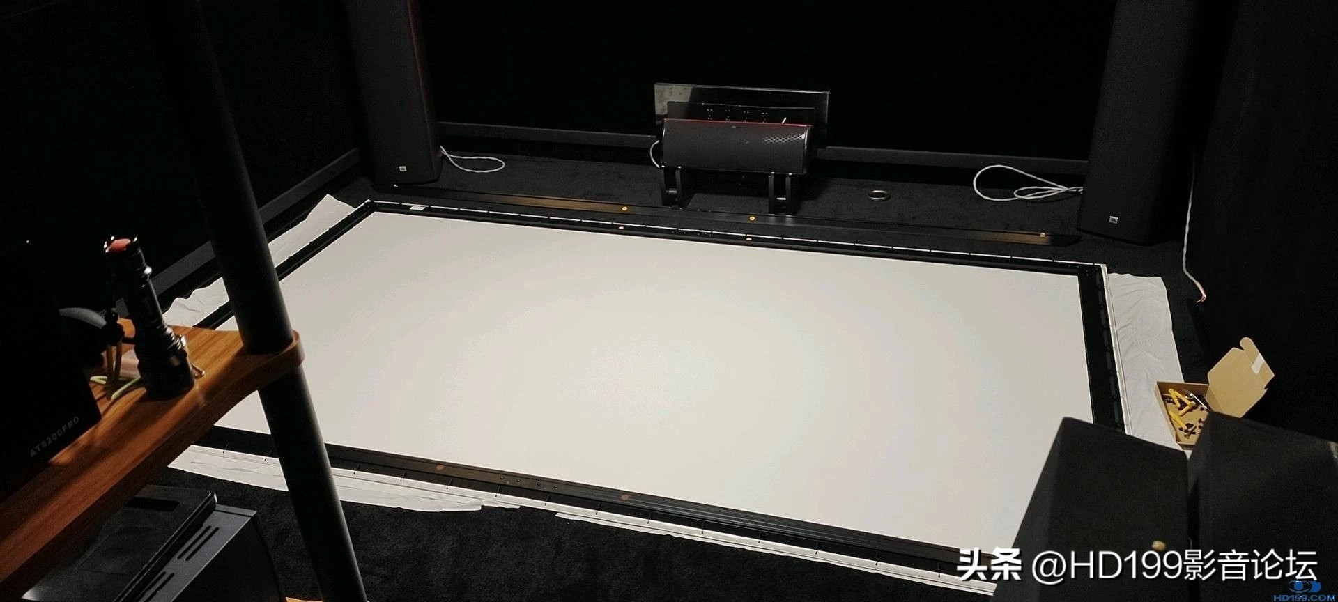烧友分享|15平小影音室全黑化，完全发挥JVCN70实力！