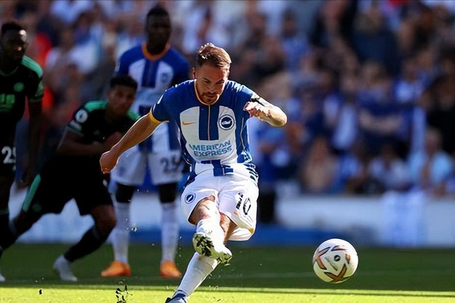 麦卡利斯特和布莱顿签了多久,麦卡利斯特转会费